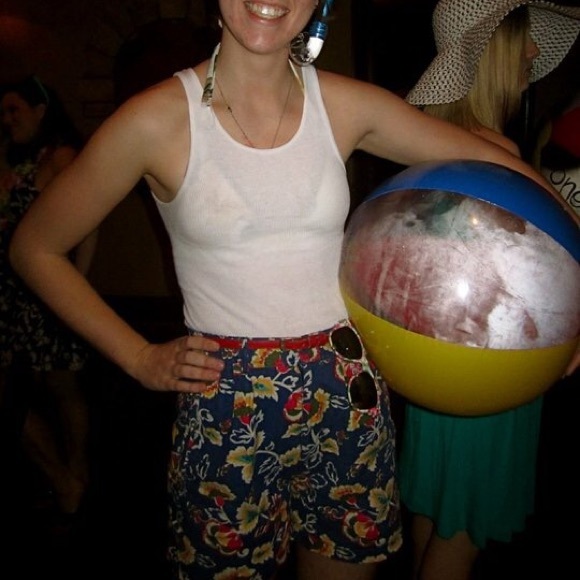 Floral high-waisted jean shorts - Picture 7 of 9